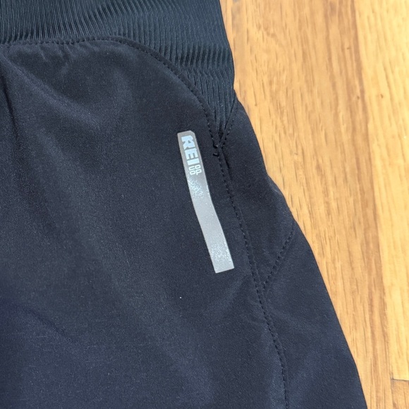 REI Co-op Athletic Running Shorts Size Small - Picture 3 of 5